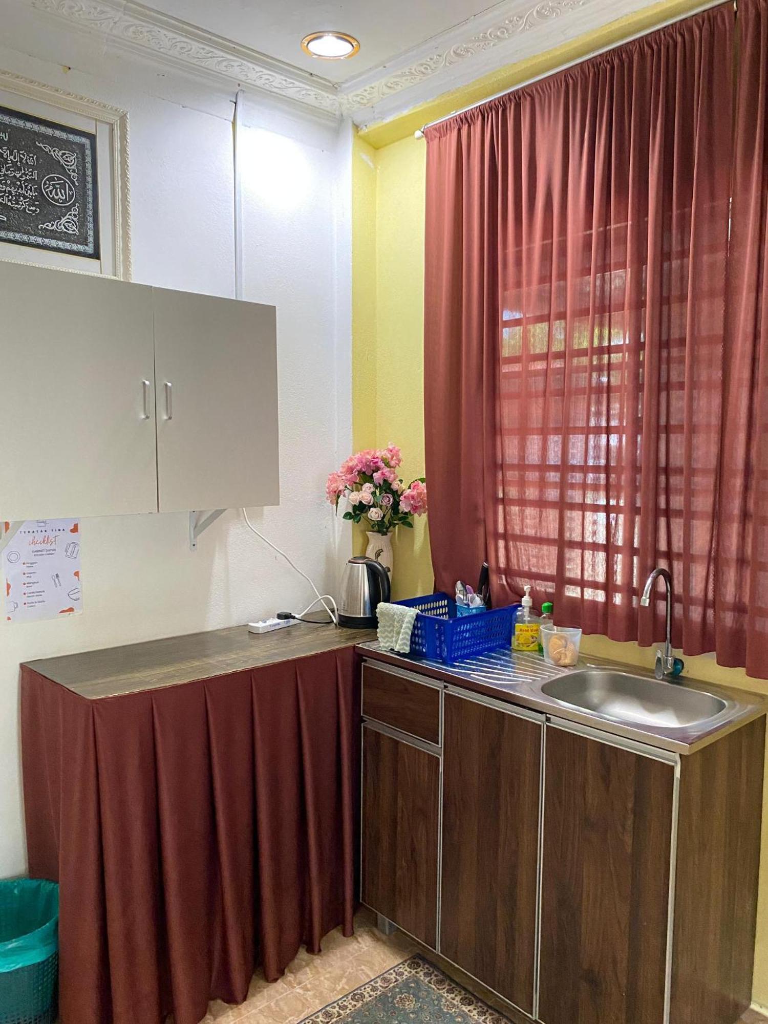 Teratak Tiga Homestay Padang Besar Kaki Bukit Εξωτερικό φωτογραφία