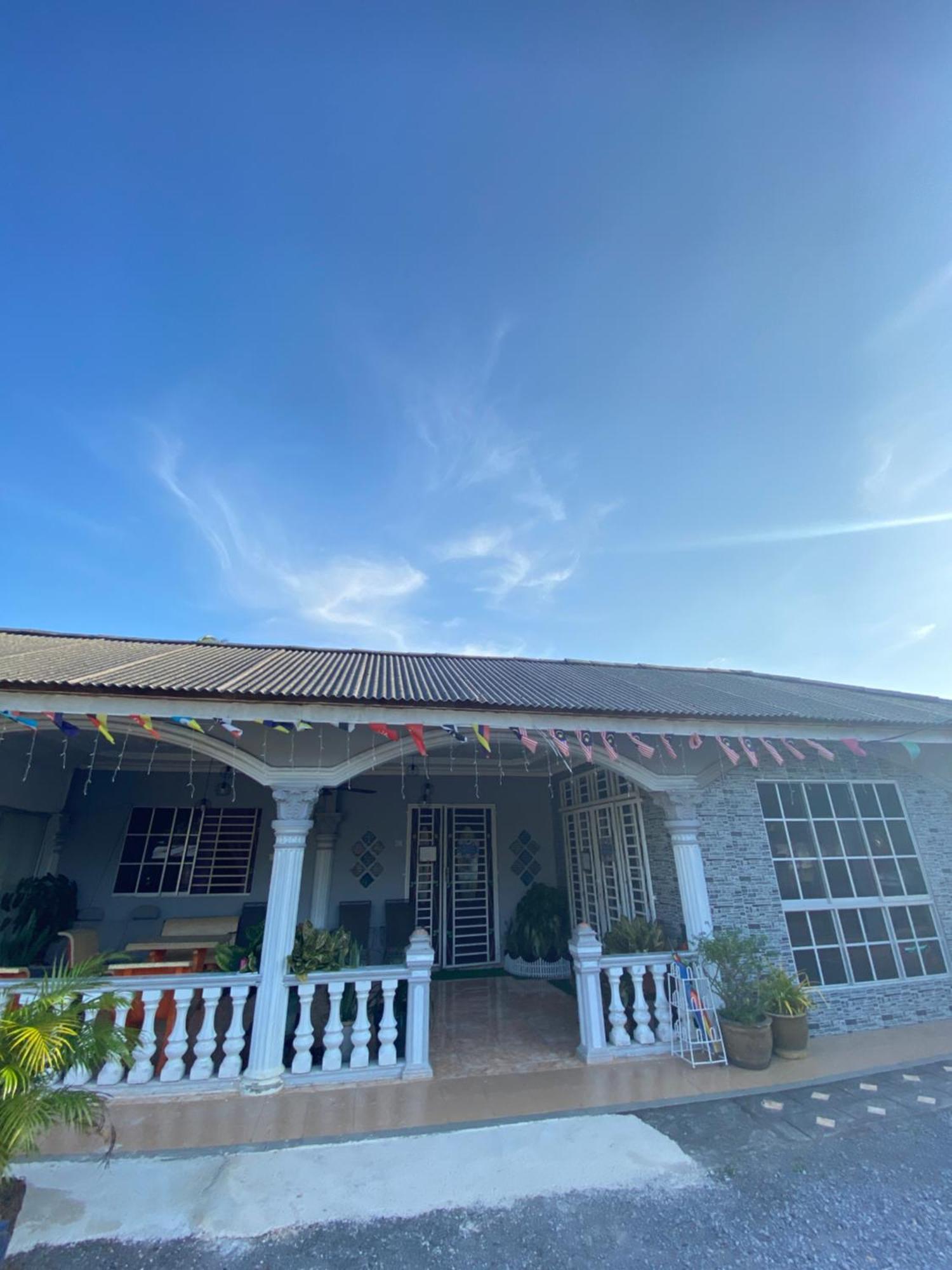 Teratak Tiga Homestay Padang Besar Kaki Bukit Εξωτερικό φωτογραφία